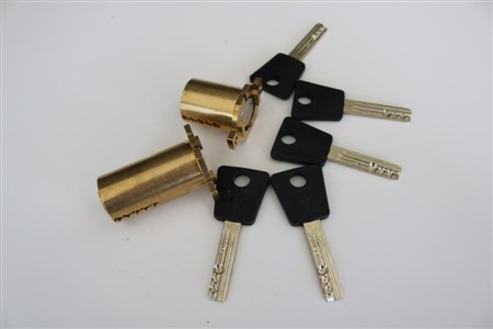 MUL-T-LOCK